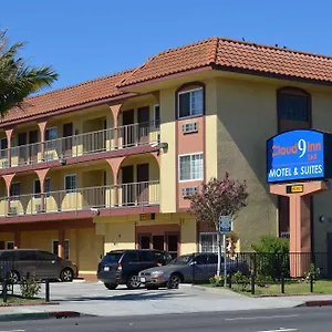 Cloud 9 Lax Motel